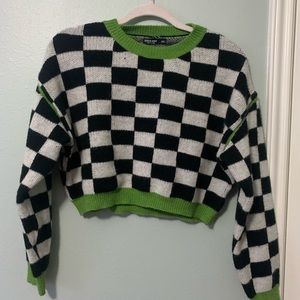 Crop top checkered sweater